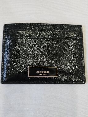 kate spade Black Crinkle Patent Logo Plaque Card Case